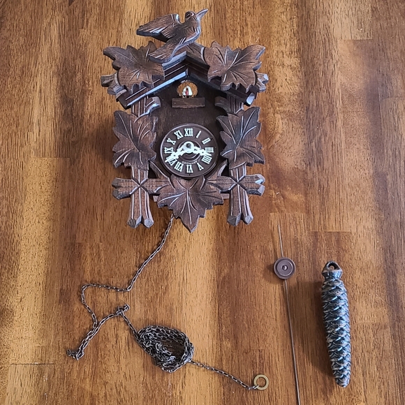 Other - Vintage hand carved Germany Cuckoo Clock